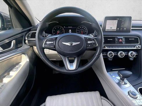 Used 2020 Genesis G70 2.0T w/ Elite Package RWD image 7