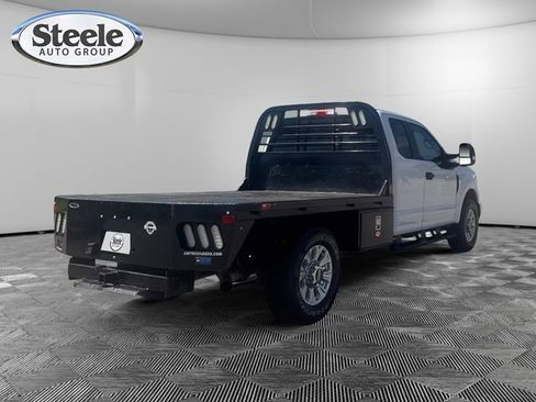 Used 2018 Ford F250 XL w/ Power Equipment Group image 5