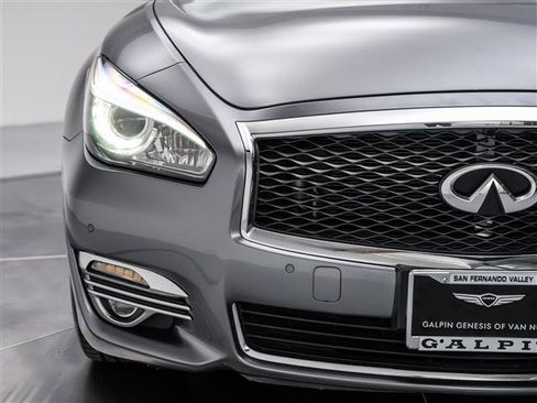 Used 2018 INFINITI Q70 L 3.7 image 14