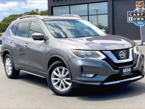 Used 2017 Nissan Rogue SV w/ SV Premium Package image 33