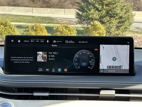 Used 2023 Genesis GV70 3.5T Sport w/ Sport Prestige Package image 12