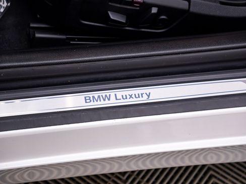 Used 2015 BMW 428i xDrive Convertible AWD/4WD image 17