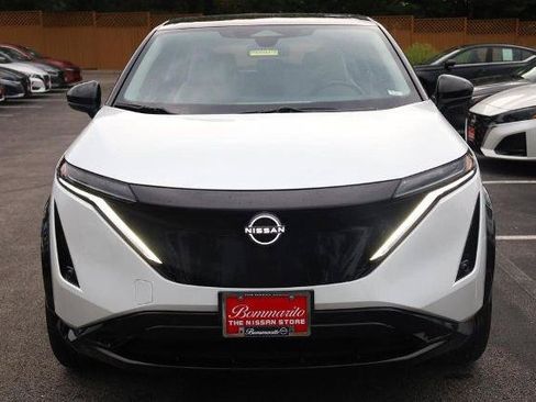 Certified 2023 Nissan Ariya FWD image 4