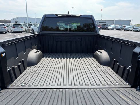 Used 2026 Toyota Tundra SR5 w/ SR5 Premium Package AWD/4WD image 29