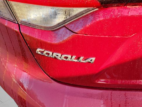 Certified 2025 Toyota Corolla LE image 25