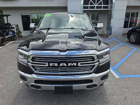 Used 2019 RAM 1500 Laramie AWD/4WD image 9