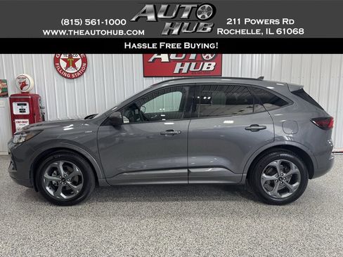 Used 2023 Ford Escape ST-Line w/ Tech Pack #1 FWD image 1