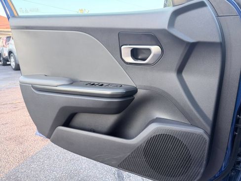 Used 2025 Kia K4 FWD image 18
