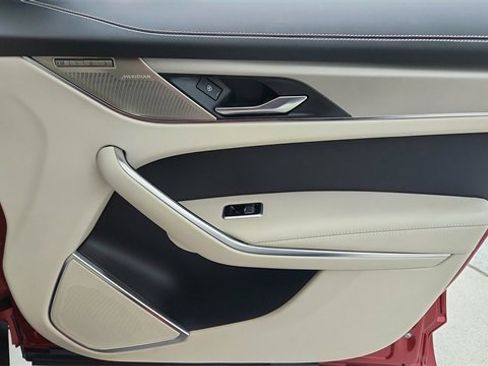 Used 2025 Jaguar F-PACE R-Dynamic S image 22