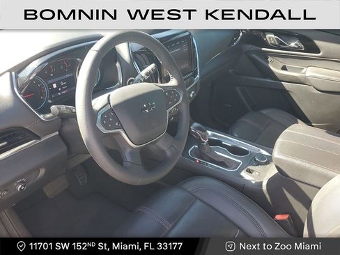 Used 2022 Chevrolet Traverse RS image 22