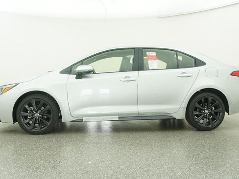 New 2026 Toyota Corolla SE FWD image 19