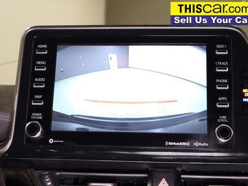 Used 2021 Toyota C-HR Limited FWD image 19