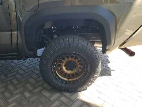 New 2025 Toyota Tacoma TRD Off-Road image 20