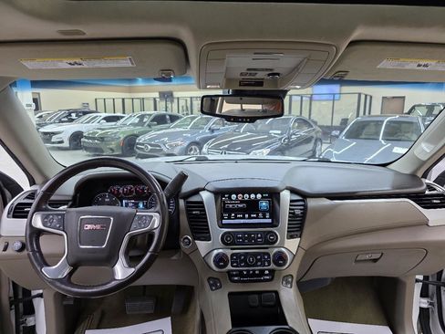 Used 2019 GMC Yukon XL SLT w/ Premium Edition RWD image 30