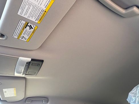 New 2026 Nissan Pathfinder SL image 21