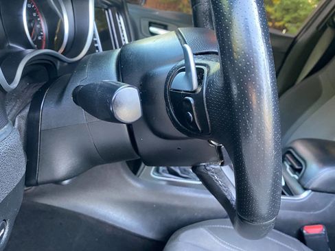 Used 2018 Dodge Charger R/T RWD image 21