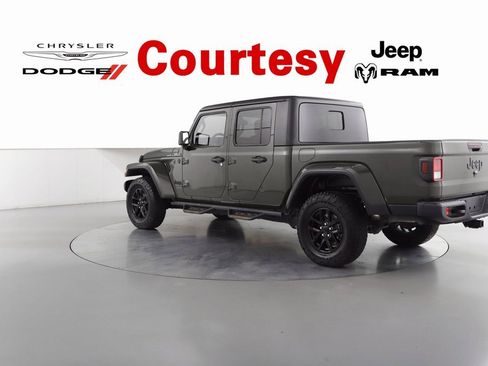 Certified 2021 Jeep Gladiator Sport image 7