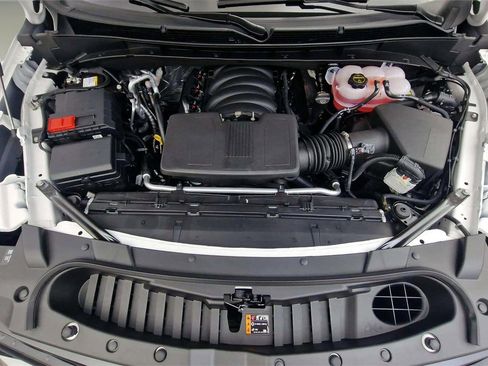 Used 2025 Cadillac Escalade Sport Platinum w/ LPO, ONYX Package image 10