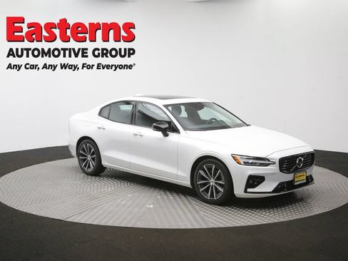 Used 2022 Volvo S60 B5 Inscription FWD image 49