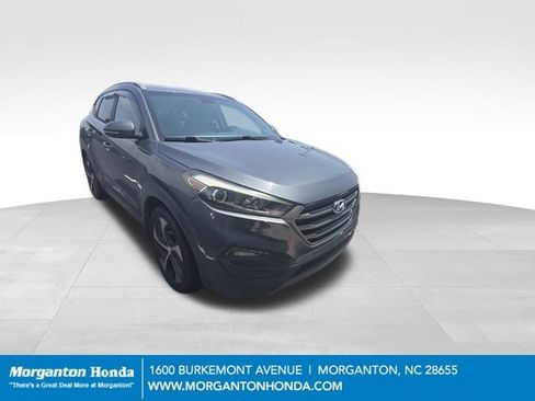 Used 2016 Hyundai Tucson Sport FWD image 1