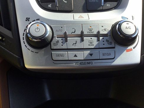 Used 2016 Chevrolet Equinox LTZ w/ Enhanced Convenience Package AWD/4WD image 35