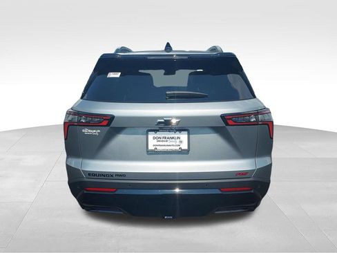 New 2027 Chevrolet Equinox RS w/ LPO, Floor Liner Package AWD/4WD image 4