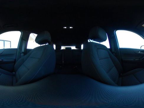 Used 2025 Chevrolet Equinox LT image 42