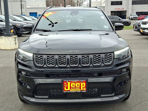 Certified 2024 Jeep Compass Limited w/ High Altitude Package AWD/4WD image 2