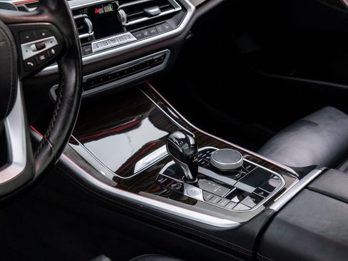 Used 2020 BMW X5 xDrive40i w/ Convenience Package image 12