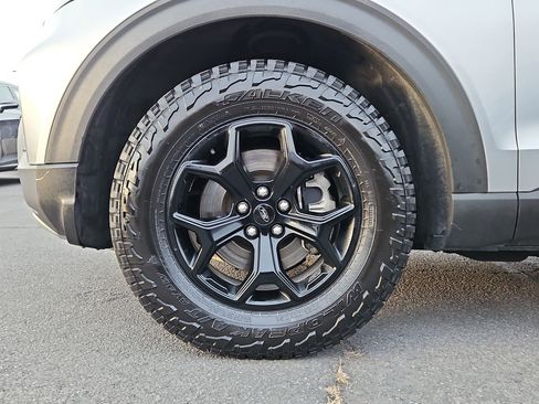 Used 2021 Ford Explorer Timberline image 13