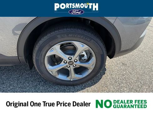 New 2025 Ford Escape ST-Line Select w/ Tech Pack #1 image 27