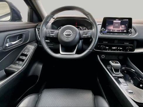 Certified 2023 Nissan Rogue SV w/ SV Premium B Package FWD image 6