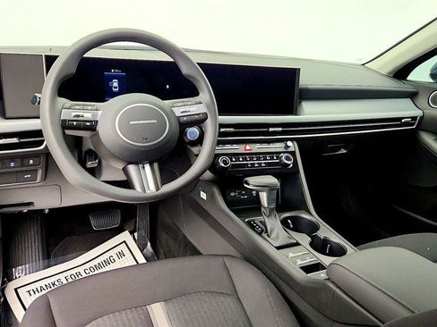 Used 2026 Hyundai Sonata SE FWD image 13