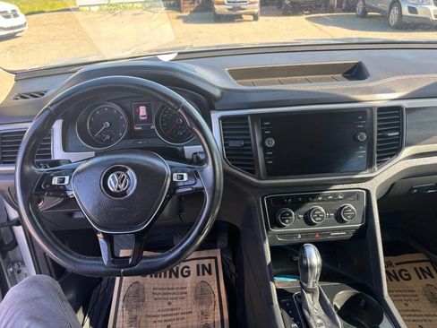 Used 2019 Volkswagen Atlas SE image 16