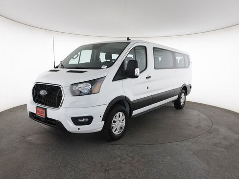 Used 2024 Ford Transit 350 XLT RWD image 5