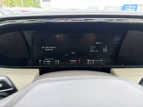 Used 2020 Lincoln Navigator L Reserve w/ Luxury Package image 21