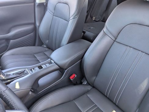 Used 2026 Honda HR-V EX-L image 18