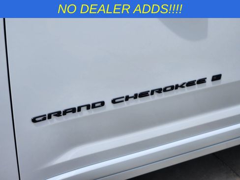 New 2026 Jeep Grand Cherokee Limited AWD/4WD image 12