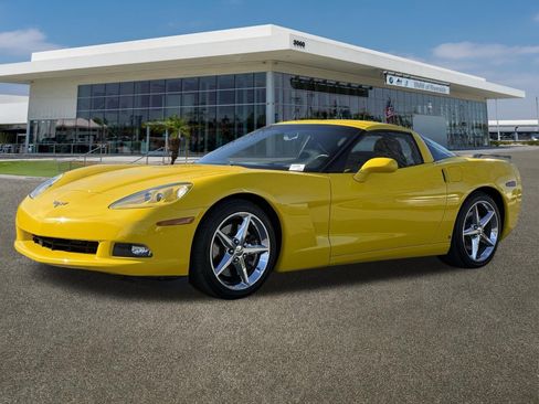 Used 2011 Chevrolet Corvette Coupe w/ Preferred Equipment Group image 5