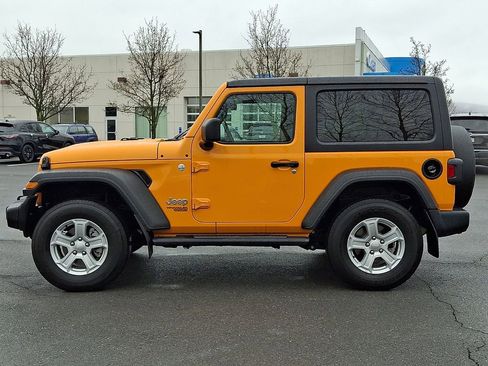 Used 2021 Jeep Wrangler Sport S image 6