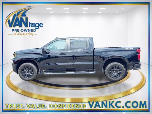 Used 2023 Chevrolet Silverado 1500 RST w/ Rally Edition AWD/4WD image 10