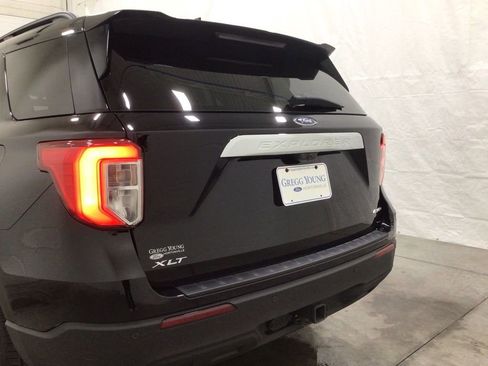 Used 2023 Ford Explorer XLT w/ Class IV Trailer Tow Package AWD/4WD image 24