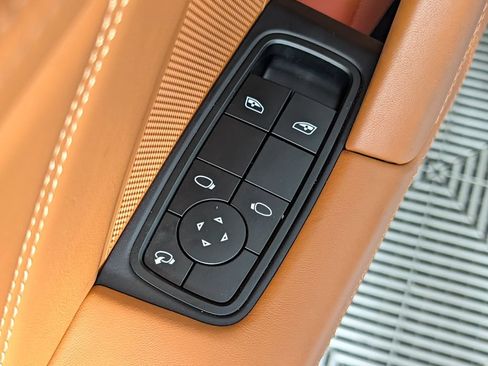 Certified 2025 Porsche 911 Carrera 4 GTS AWD/4WD image 26
