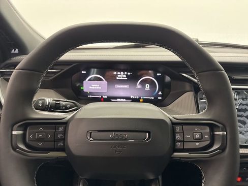 New 2026 Jeep Cherokee Limited image 27