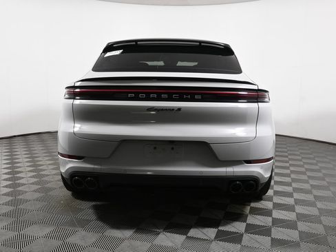 Used 2026 Porsche Cayenne S AWD/4WD image 10