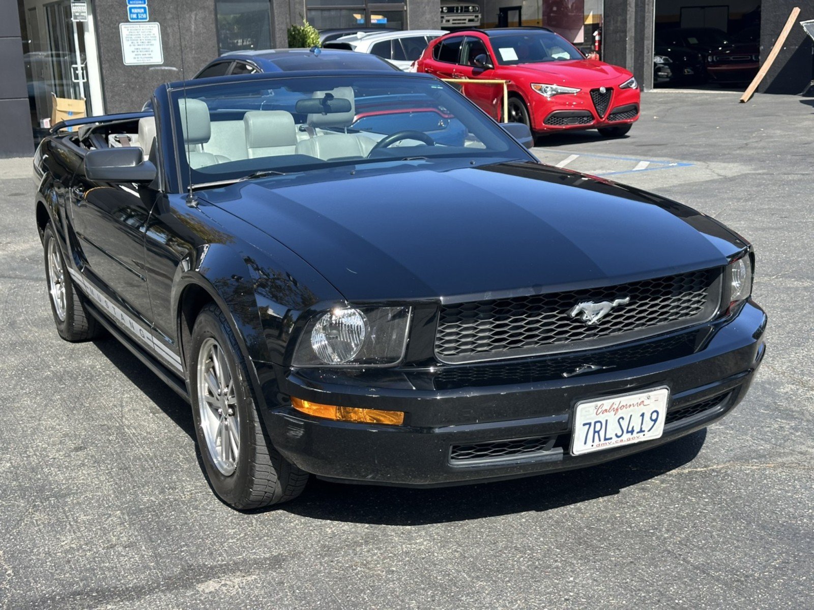 Used 2005 Ford Mustang Premium RWD image 6