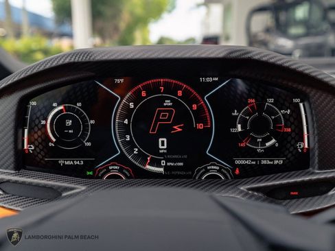 Used 2026 Lamborghini Revuelto AWD/4WD image 12