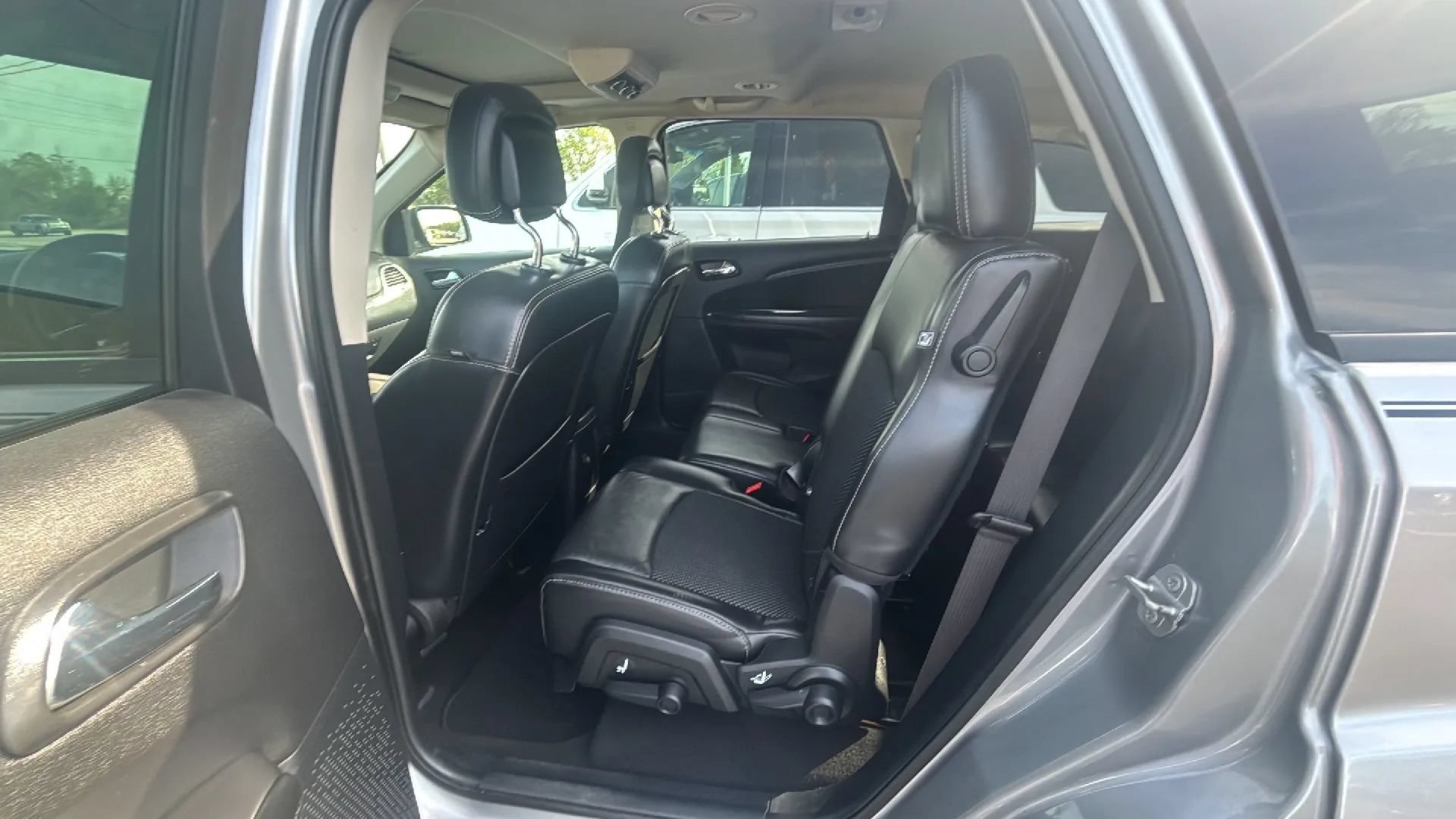 Used 2020 Dodge Journey Crossroad FWD image 27