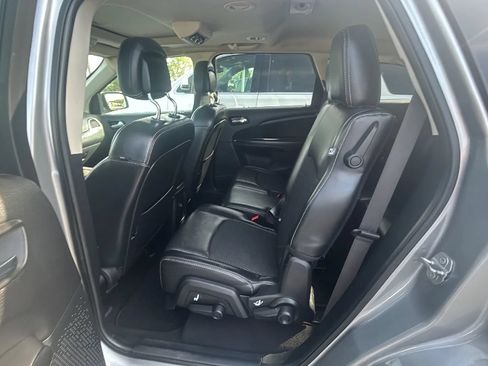Used 2020 Dodge Journey Crossroad FWD image 27