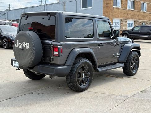 Used 2019 Jeep Wrangler Sport AWD/4WD image 6